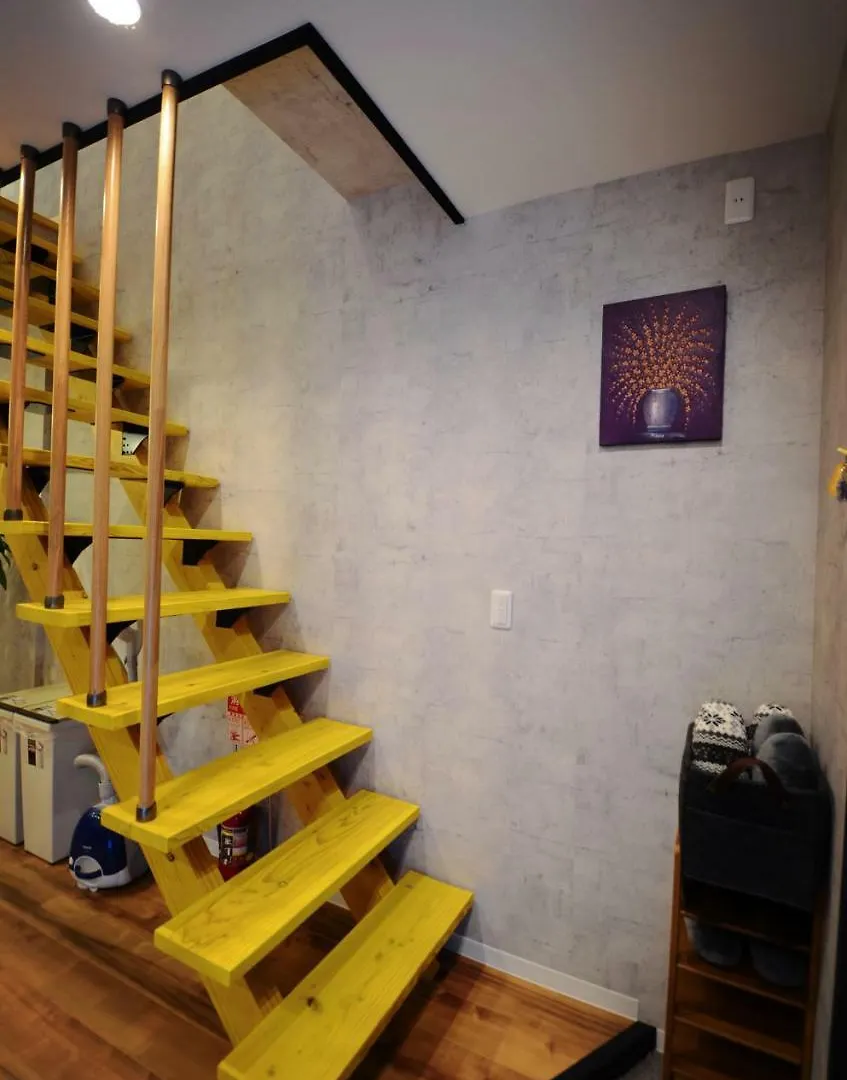 Yamato Family House - 2 Floors | 3 Bedrooms 大阪市